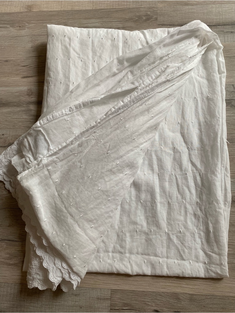 Simply Shabby Chic Curtain set White with Scalloped Edge